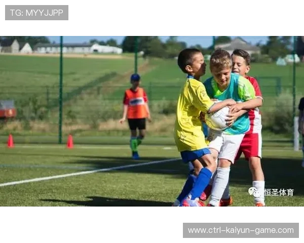 海外体育管理课程引入国内课堂实现双向融合，国外体育教学模式